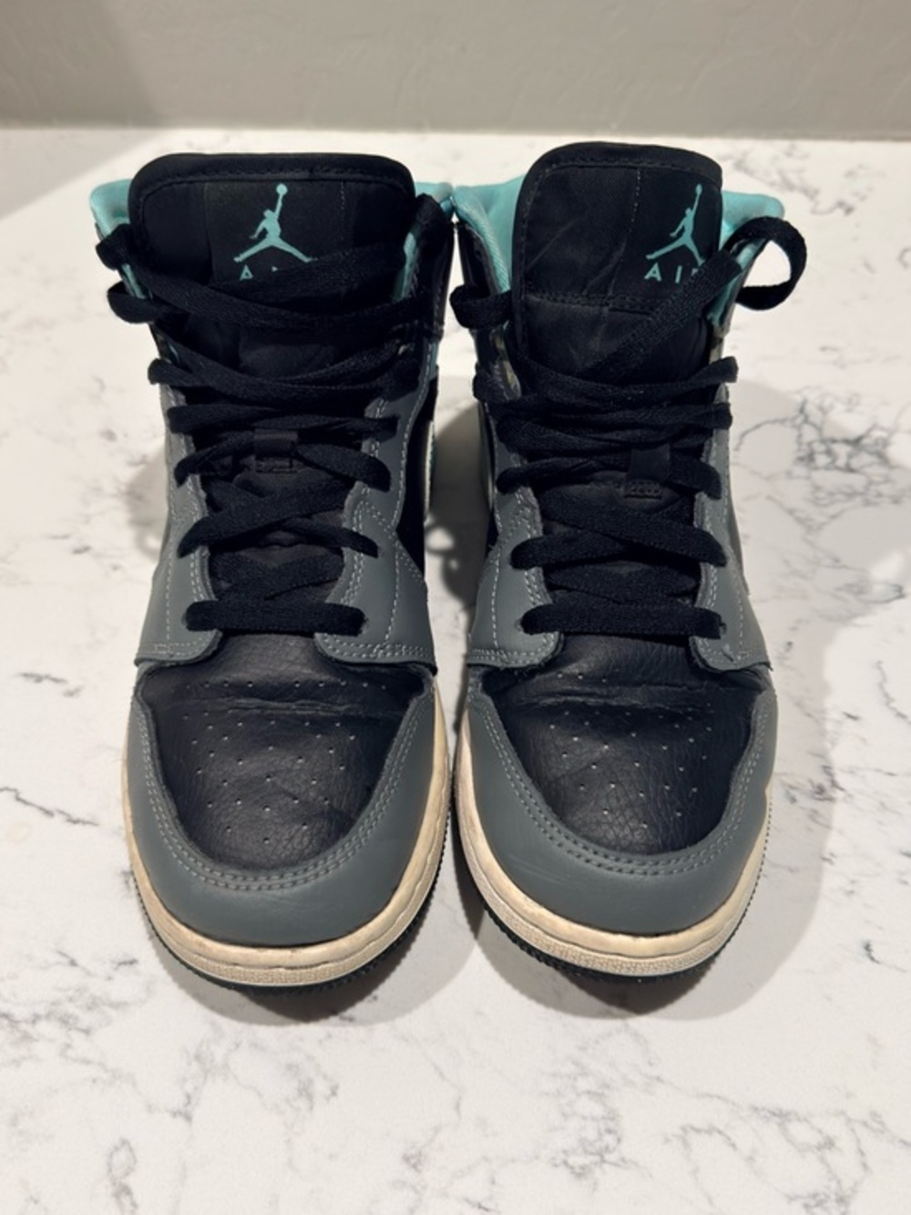 Air Jordan 1 Mid Gs 'grey Aqua'
554725-063 Kids Shoes